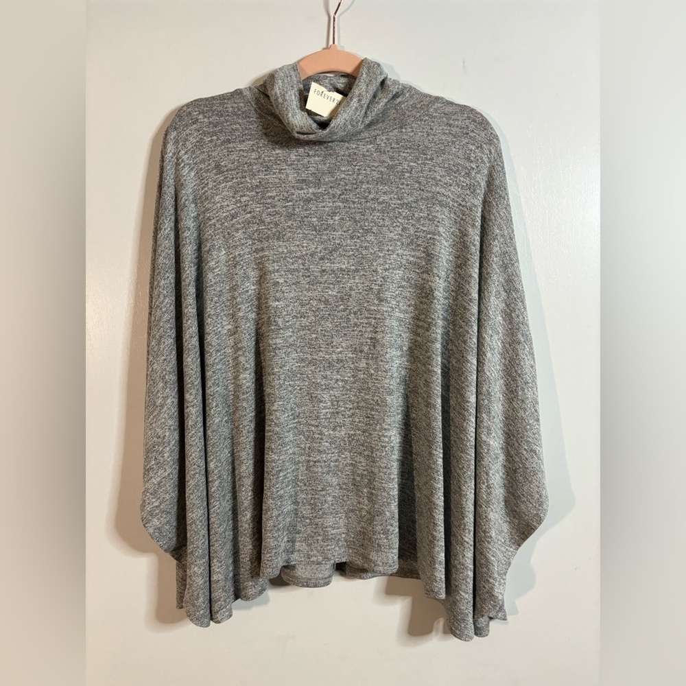 Forever 21 Heather Gray Poncho Cape Size Medium NWT’s never worn.